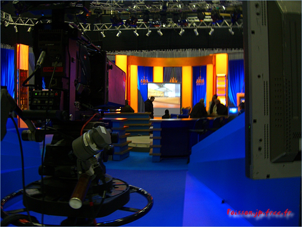On TV 009